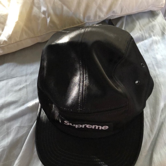 Supreme hat - Picture 2 of 4